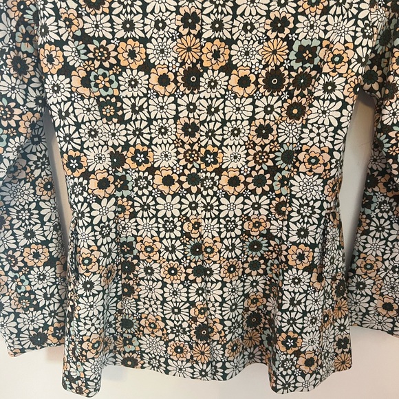 SMYTHE Lounge Blazing in Graphic Floral, Size 2 - Picture 10 of 13